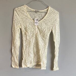Charlotte Russe Cream Lace Long-Sleeve V-Neck Top